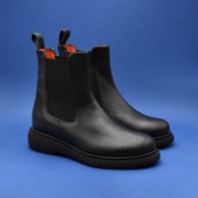 BEATLES IN PELLE MARTELLATA