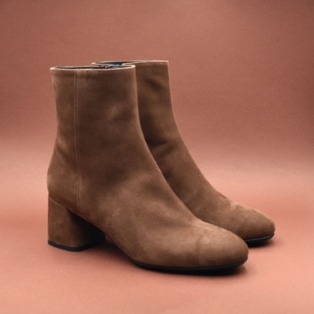 TRONCHETTO IN MORBIDO CAMOSCIO CASTAGNA